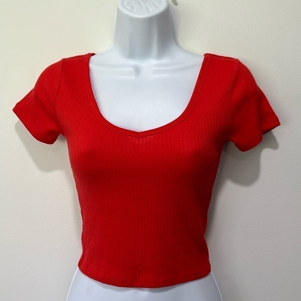 Red v-neck crop top